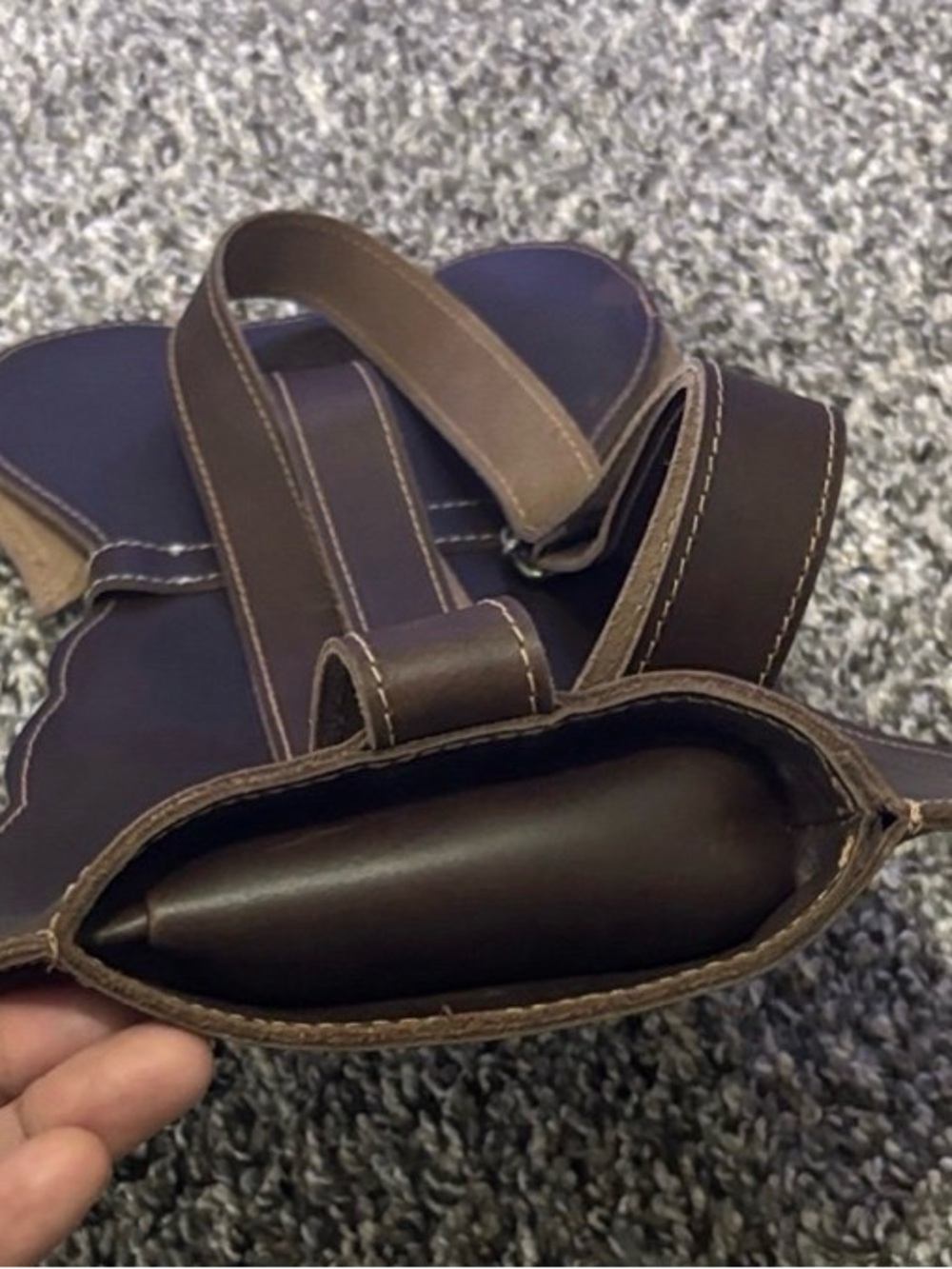 Stockyard Brown Full Grain Leather Dog Crossbody/Backpack - Picture 11 of 12